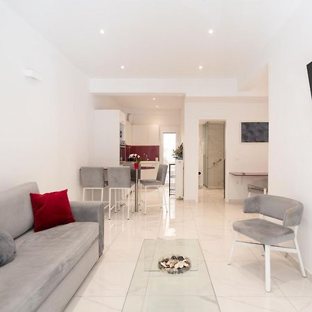 Sophisticated Modern Apt In Athens Center Buitenkant foto